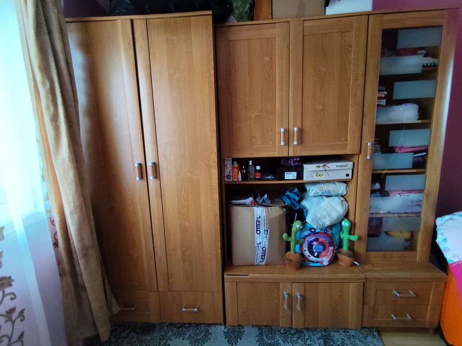 Vând apartament cu două camere