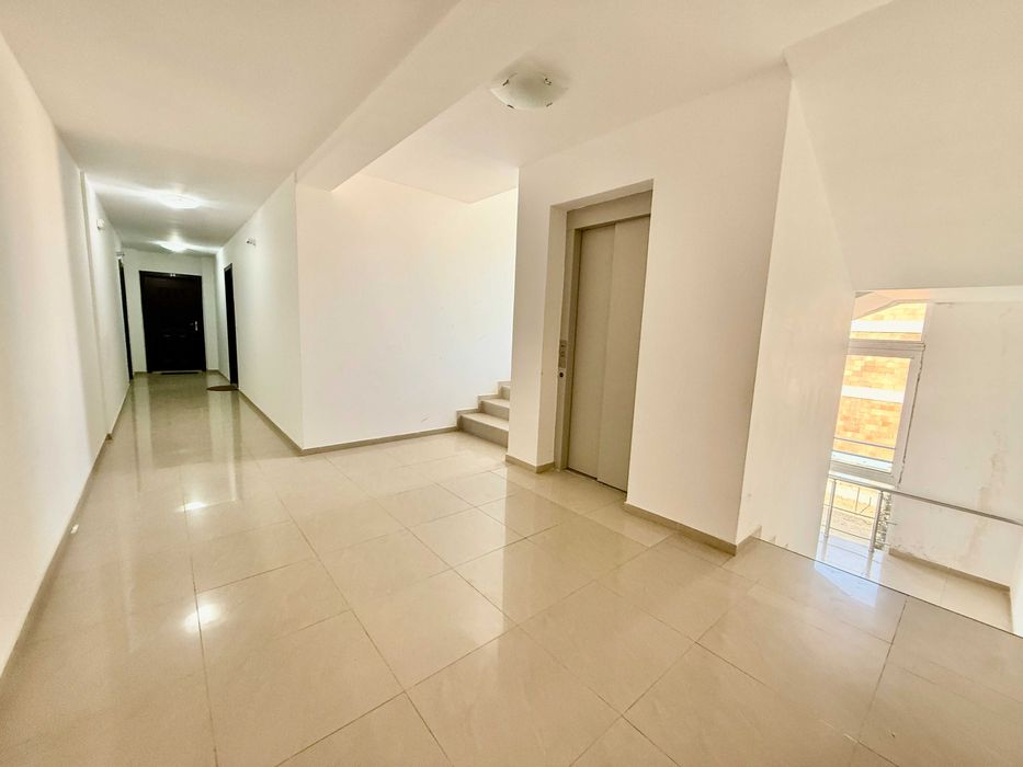 Продава се Едностаен апартамент в Несебър - 56 кв.м за 1461 €/кв.м - Снимка #17