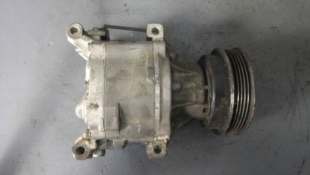 Compresor ac toyota corolla e12 447260-7090
