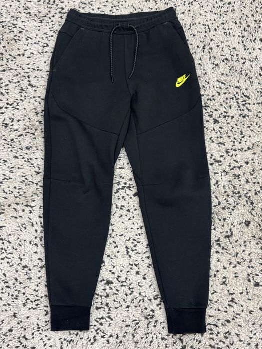 Мъжко долнище NIKE TECH FLEECE . Размер S