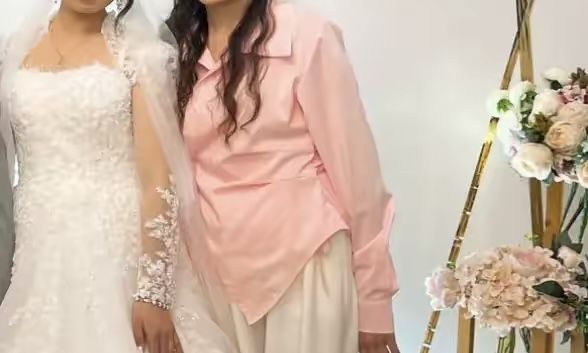 продаю одежды в отличном состоянии