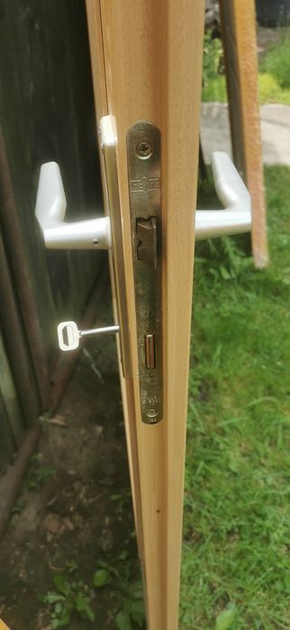Vand 6 usi interior fara toc
