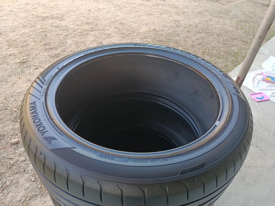 Yokohama Advan Sport 255/45/21 ва 245/45/21