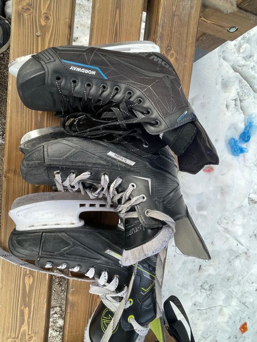 Продам коньки 41 размер