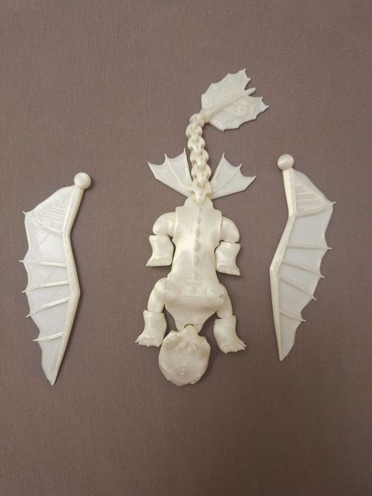 Фигурка на дракон