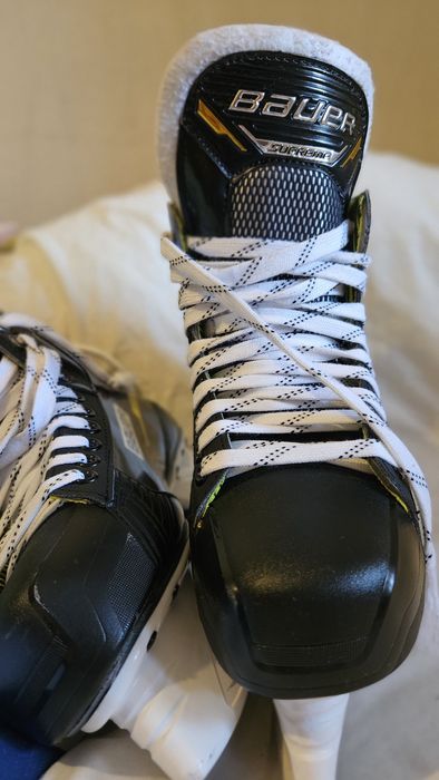 Коньки Bauer supreme