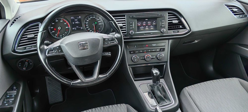 Seat Leon 2015 / DSG /  Euro 6 / Perdelute