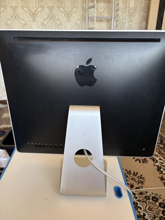 Apple imac 2010г