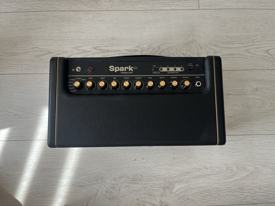Amplificator spark 40 positive grid