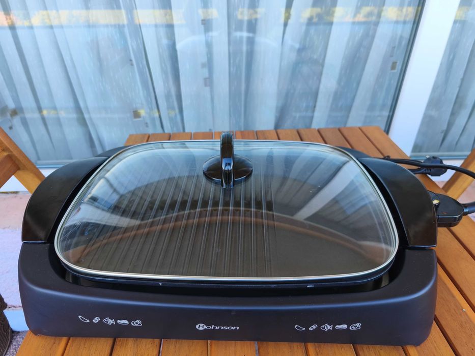 Електрическа скара Rhonson R-257 2000w.