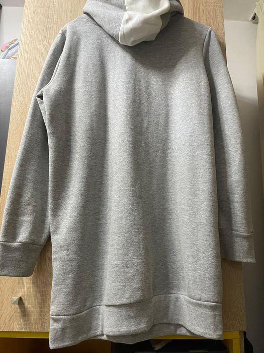 Hanorac lung cu gluga