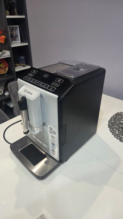 Кафеавтомат VeroCup 300 Сребристо BOSCH