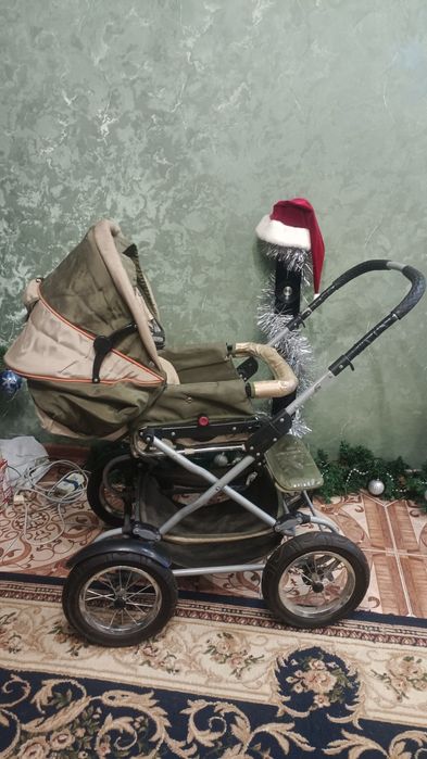 Продам коляску детскую