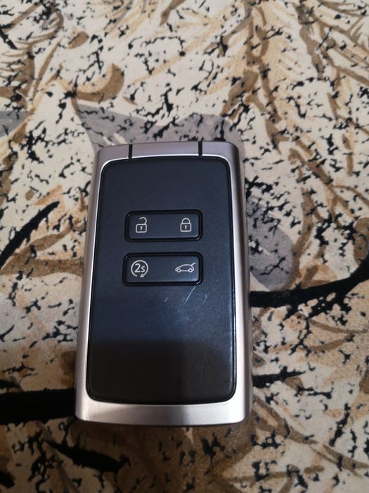 Смарт ключ  Renault