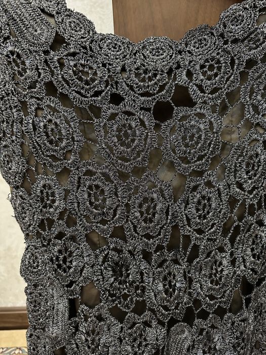 Вечернее платье из гипюра