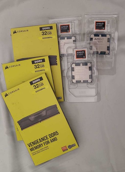 Kit  memorie corsair 32 gb ddr5 la 6000 +procesor Ryzen 9 9950X3D -noi