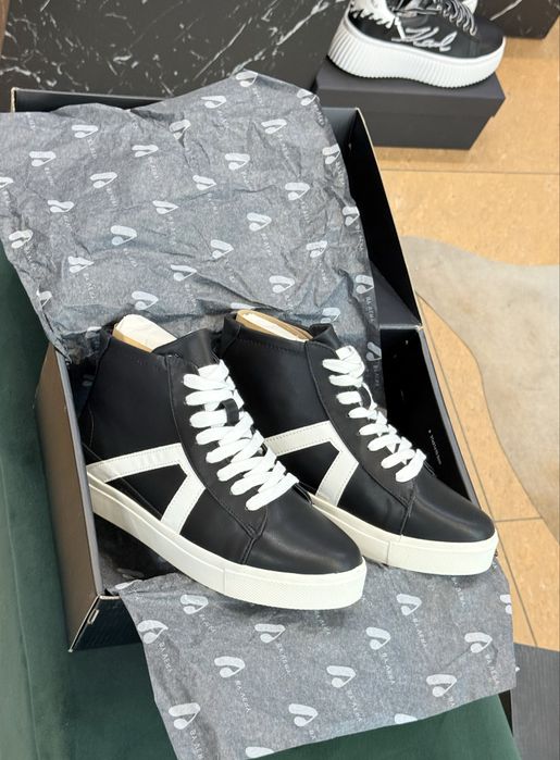 Дамски кецове V by Very