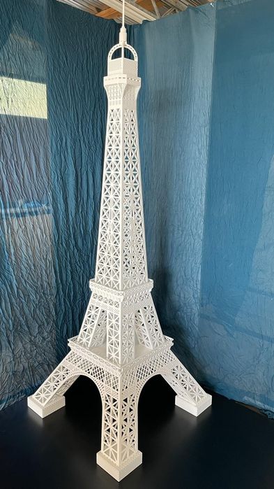 Айфеловата кула макет.от MDF 213см. Височина 75 см.  На 75см ширина