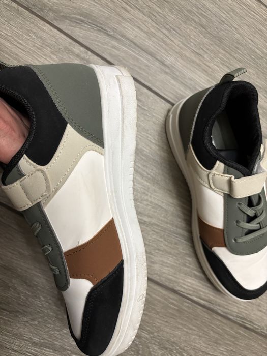 Юношески обувки LC Waikiki