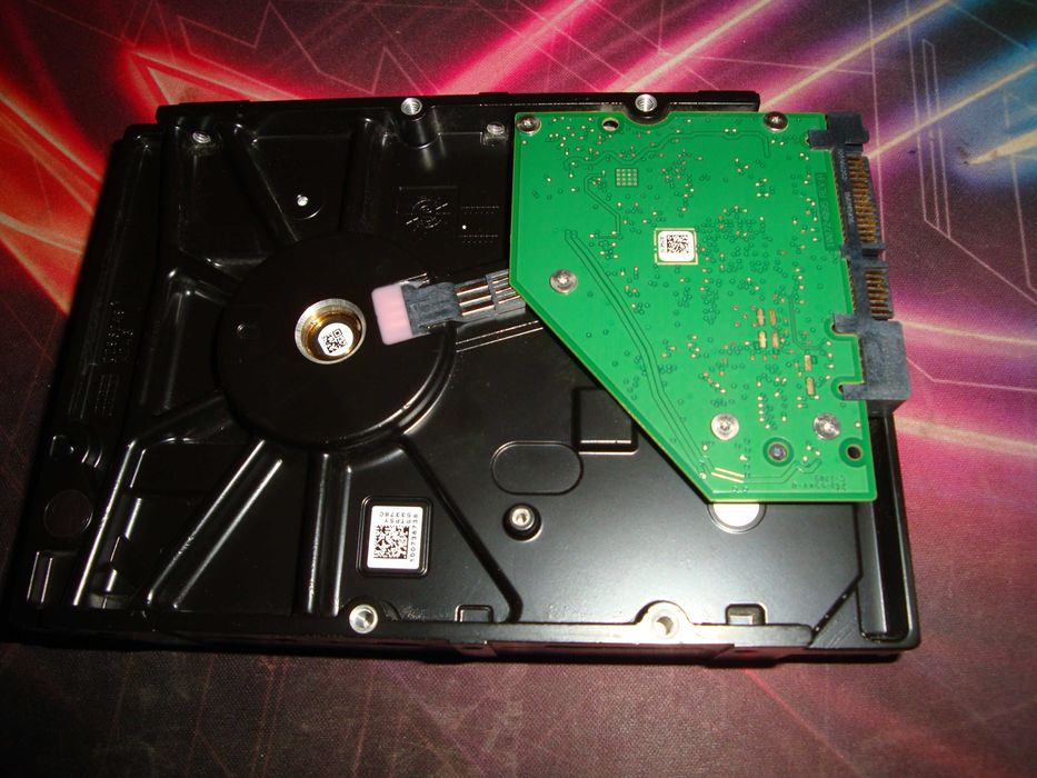 Hard disk calculator 3.5" Seagate 2TB s-ata ST2000VM003 / Surveillance