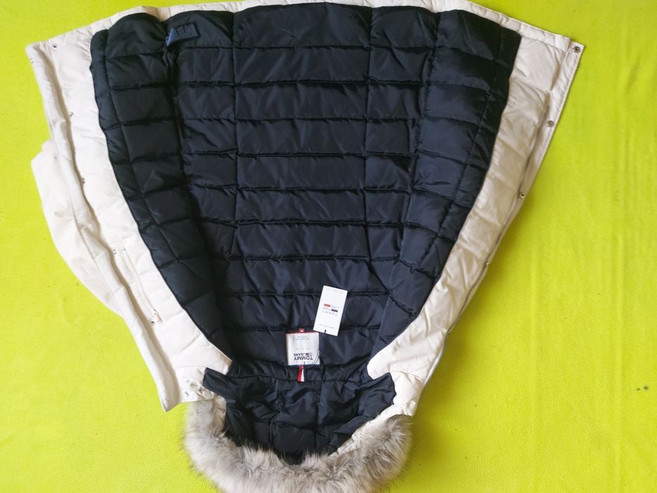 Tommy Hilfiger-M-Оригинално