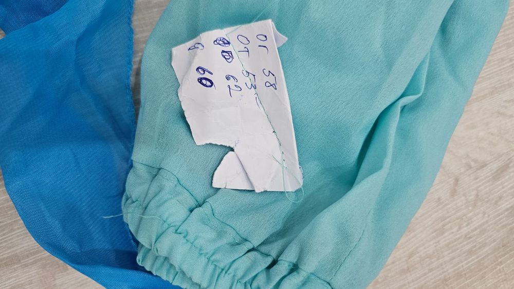 Продам индийский костюм на 7-8 лет
