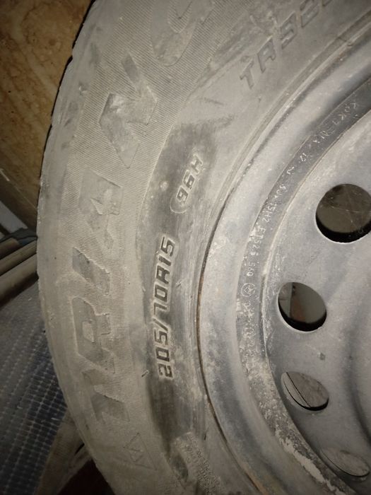 205/70R15размер покрышка с диском.