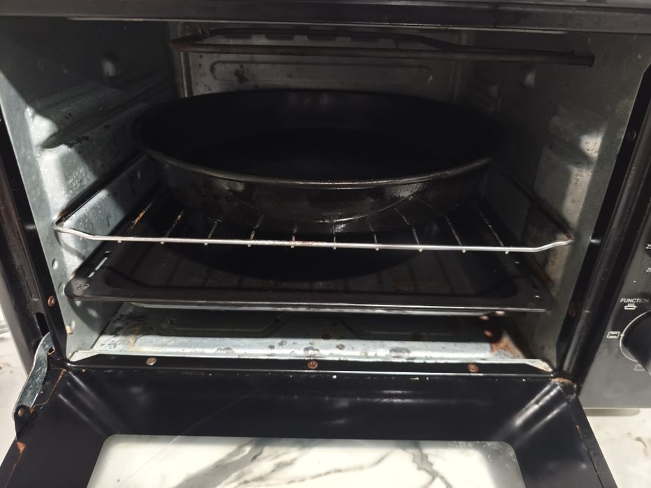 Cuptor electric Zilan ZLN8887 Negru, capacitate 35 litri, temperatura reglabila, putere 1800W