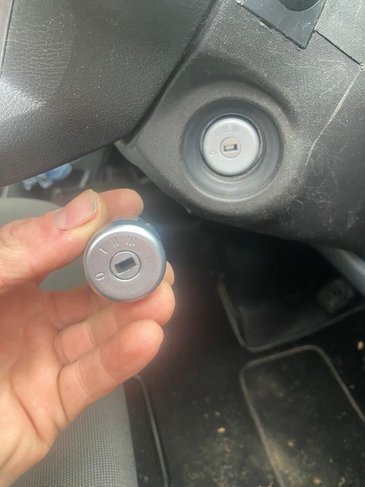 Deblocare masina   Chei Auto    Programare chei   Craiova