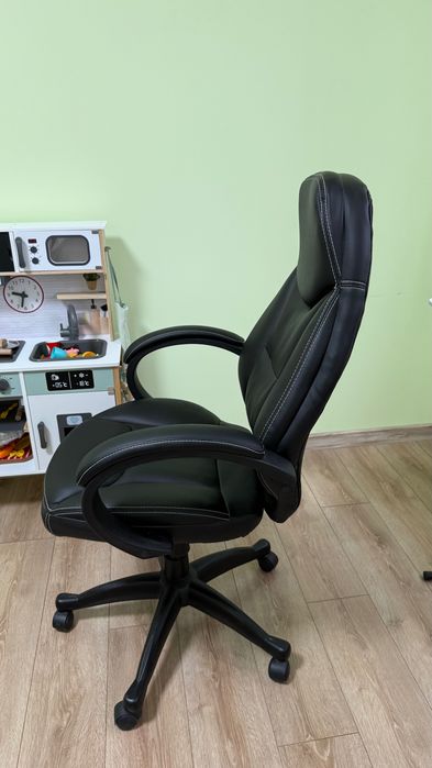 Офис стол с регулиране