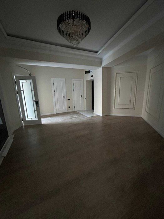 *Lafayette 3ком квартира в центре.19 и 26,5 муз школы,Японамама,Центр