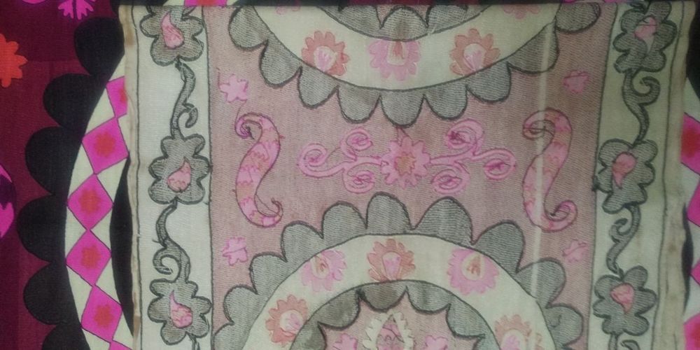 Палак, сузане антикварный