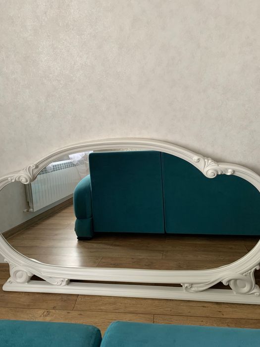 Зеркало настенное