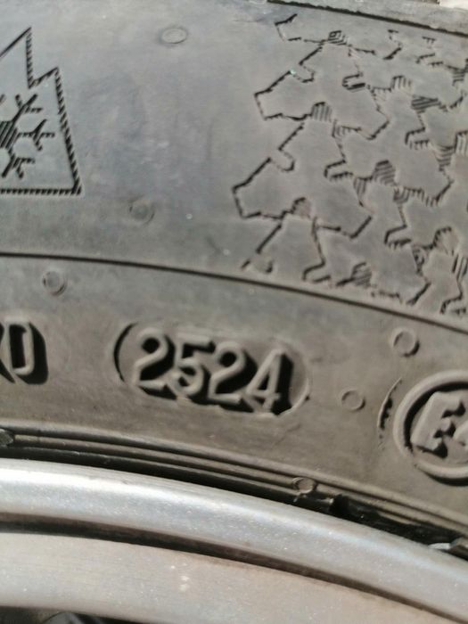 4бр зимни гуми Continental winter contact 185/60/R15 dot 2524 + джанти alutec  6J x 15H2