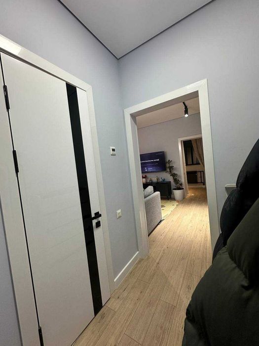 Продаётся своя стильная 1-комнатная квартира, массив Кара-камыш 1/3