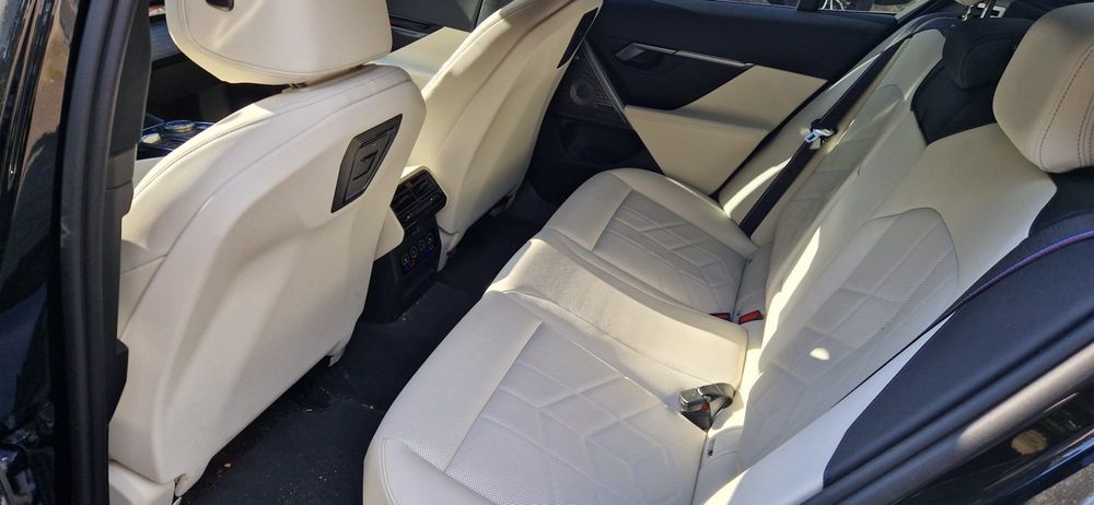 BMW 5 Series 2023 — imagine 5