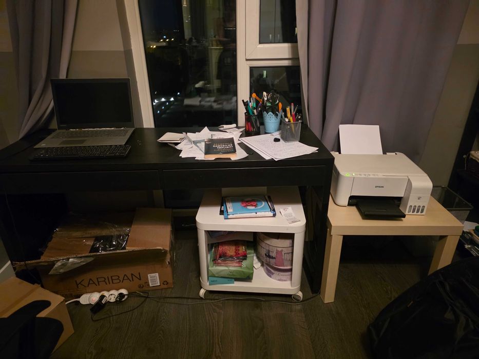 Mobilier servante, pantofare, masa de bucatarie