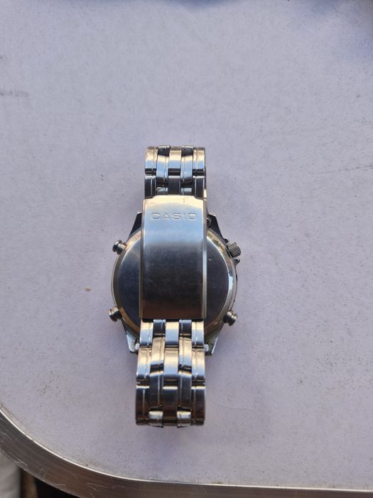 Часовник Casio MWA-800
