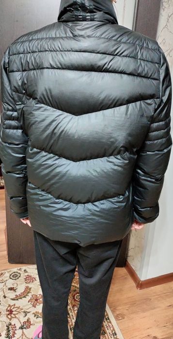 Продам женский плащь и куртку.
