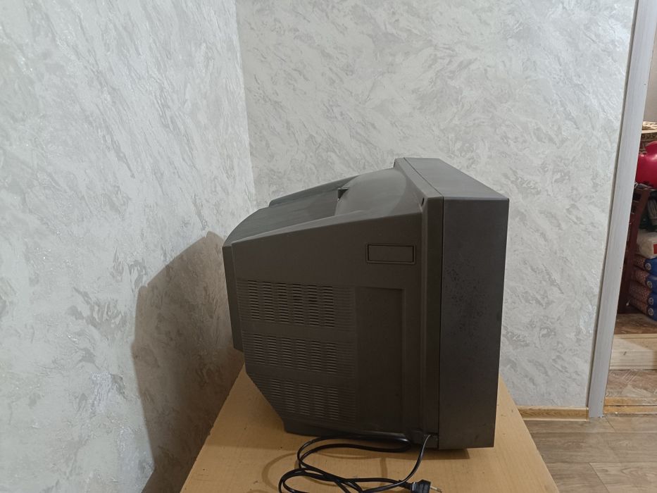 Телевизор LG срочно сотилади холати ало!