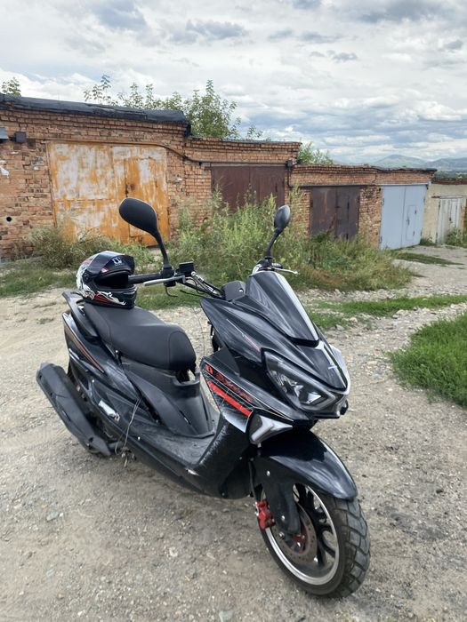 скутер Макси хорошое состояние