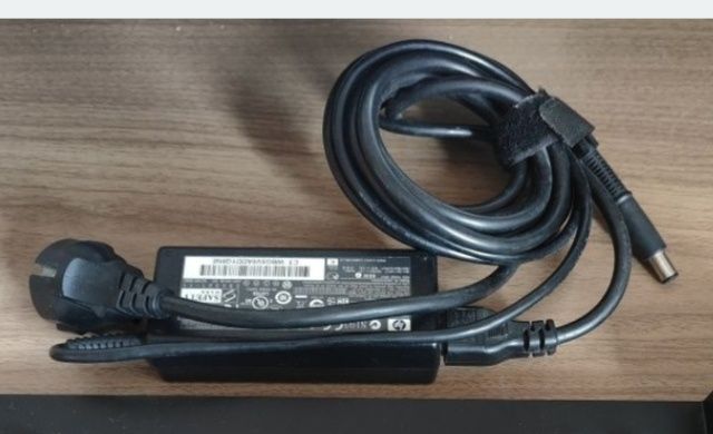 Incărcător laptop HP  45 W