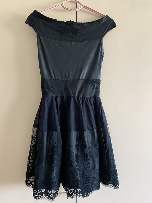 Черна къса рокля