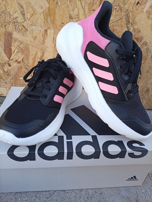 Adidași  damă  mas 36