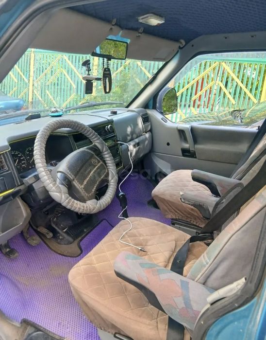 Продам машину Volkswagen multiven