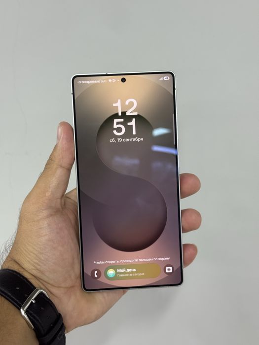 Продам Samsung S25 ultra 12/256gb
