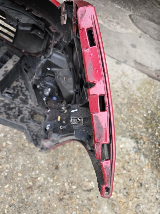 Bara fata renault scenic 3 cu proiectoare si grile completa
