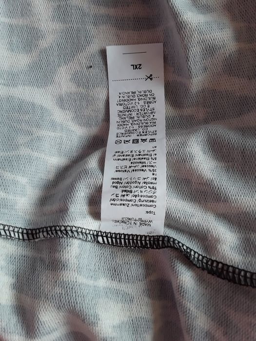 Vând Trening Damă Mărimea  2 XL Nou Italia