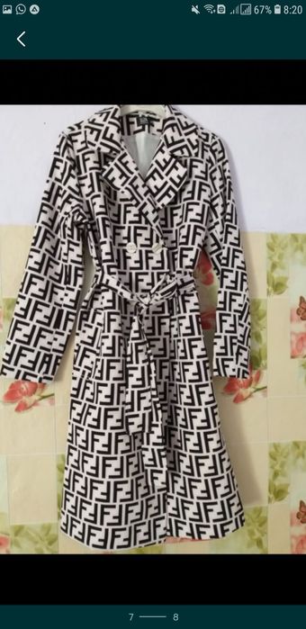 Теплая куртка 46-48р. новая