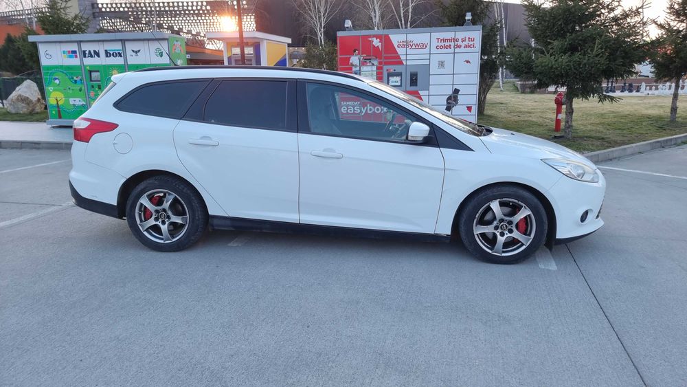FORD Focus 2012 — imagine 3